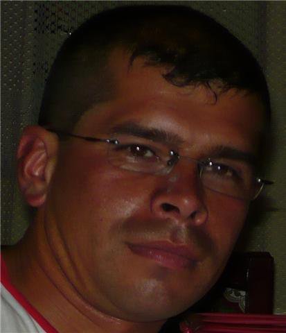 Date this beautiful Colombia man John jairo from Bogota CO4221