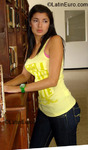 attractive Colombia girl Valentina from Cali CO4237