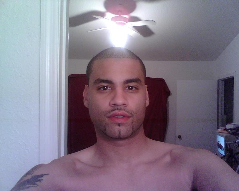 Date this sensual United States man US6063 from New York US6063