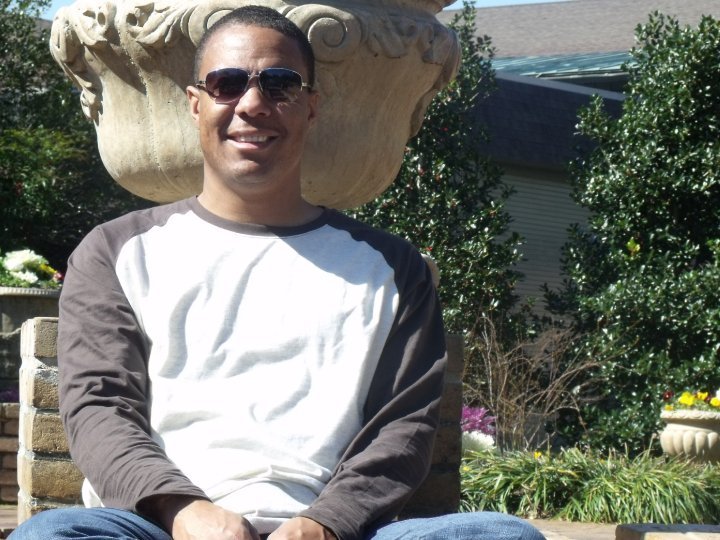 Date this delightful United States man Anthony from Gulfport US6149