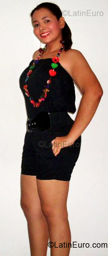 Date this stunning Colombia girl Katerine from Neiva CO4302