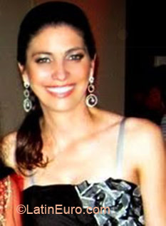 Date this cute Brazil girl Indi from Curitiba BR5914