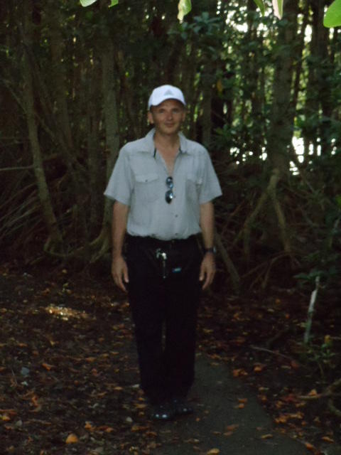 Date this hard body United States man Rocambole from San Diego US6217