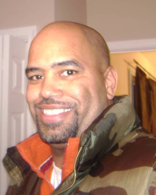 Date this fun United States man Dwayne from St. Charles US6293