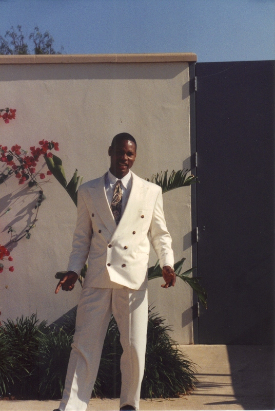 Date this happy United States man Leo from Los Angeles US6306