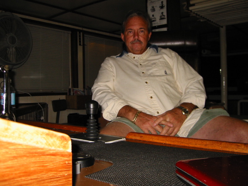 Date this good-looking United States man ROBSEA from Destin US6311