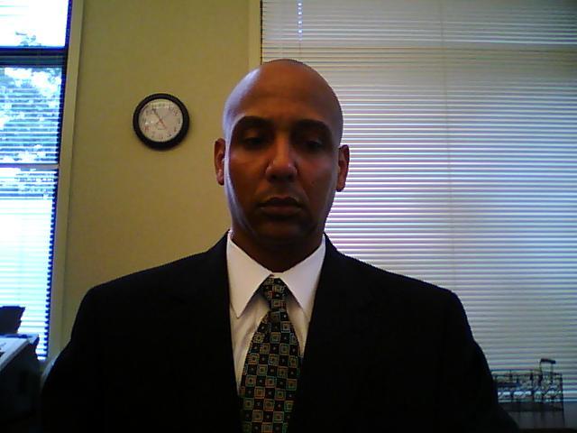 Date this nice looking United States man Lazybrowneyes from Attleboro US6319