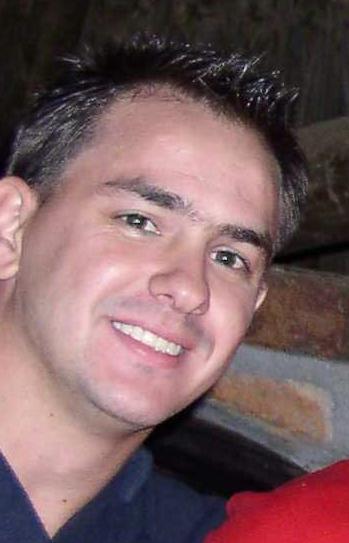 Date this nice looking United States man Tomas from New York CO33376