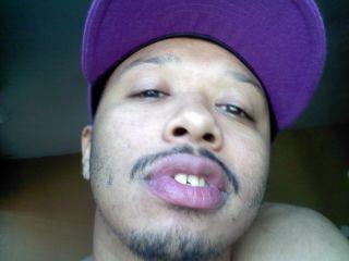 Date this tall United States man Joshua from Philadelphia US6369