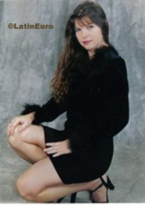 Date this sensual Brazil girl Marileide from Campo Grande BR3233