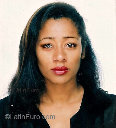 Date this fun Brazil girl Maria de Lurdes from Aquidauana BR3285