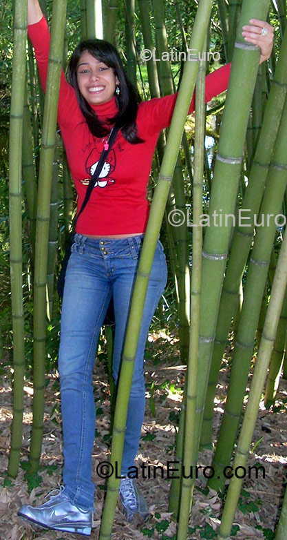 Date this passionate Brazil girl Mariana from Recife BR3286