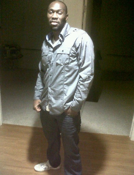 Date this voluptuous United States man Wes from Los Angeles US6627