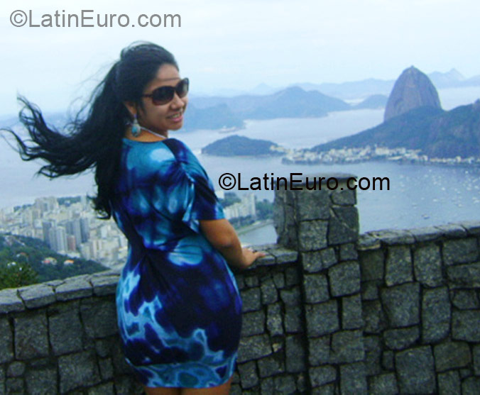 Date this passionate Brazil girl Yana Leandra from Manaus BR3331