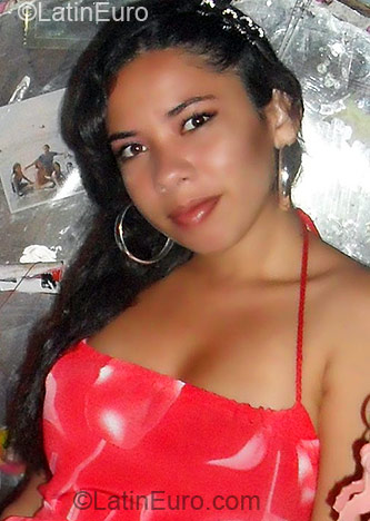 Date this passionate Colombia girl Adriana Patricia from Barranquilla CO7521