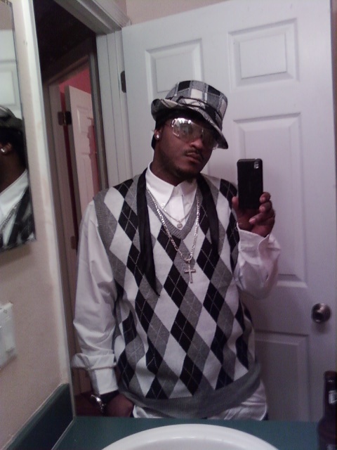 Date this young United States man Nathaniel from Maitland US6701