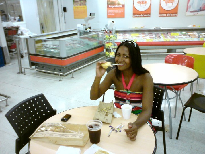 Date this lovely Colombia girl Ruby Avila Maru from Cali CO4671