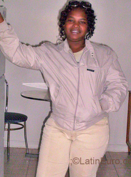 Date this stunning United States girl June from Bronx JM107