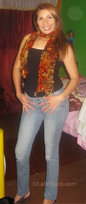 Date this funny Colombia girl Ruth from Ocana CO4749