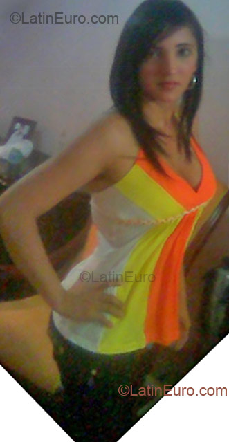 Date this lovely Colombia girl Edith from Barranquilla CO6414