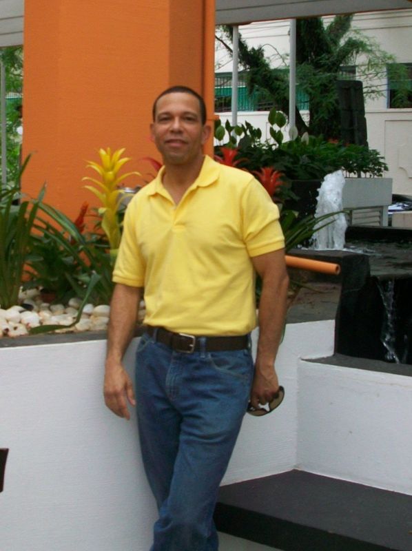 Date this happy United States man OHomenCerto from Chicago US6992