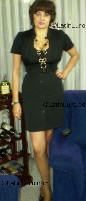 Date this tall Colombia girl Luz Stella from Bogota CO4797