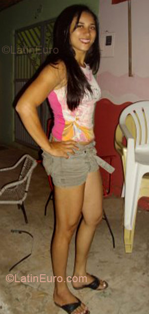 Date this voluptuous Brazil girl Tatyane from Pedreiras BR3443