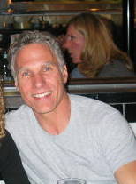 Date this happy United States man Windancer from Seattle US7091