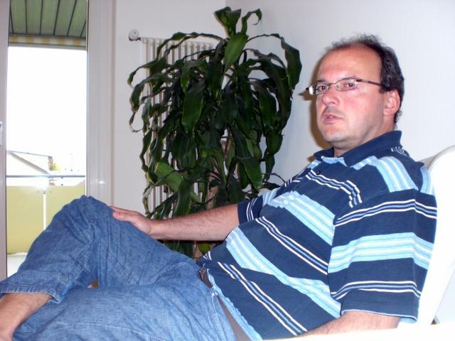 Date this attractive United States man Dickerson from Los Angeles US7103