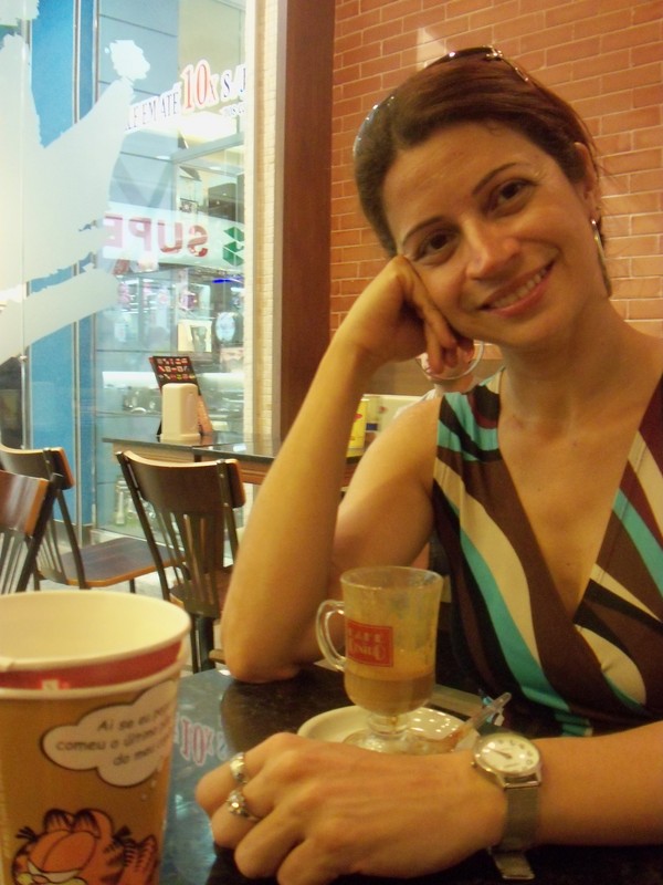 Date this beautiful Brazil girl Champloni from Rio De Janeiro BR3468