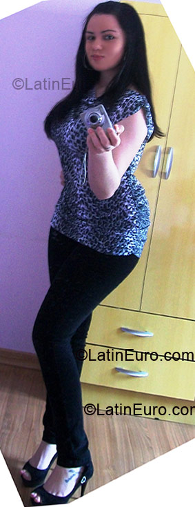 Date this delightful Brazil girl Francielle from Passo Fundo BR3472