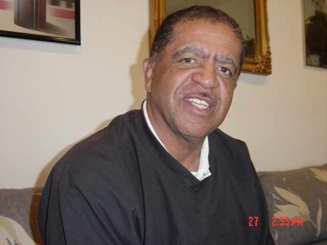 Date this happy Brazil man Anselmo777 from Cabo Friio BR3484