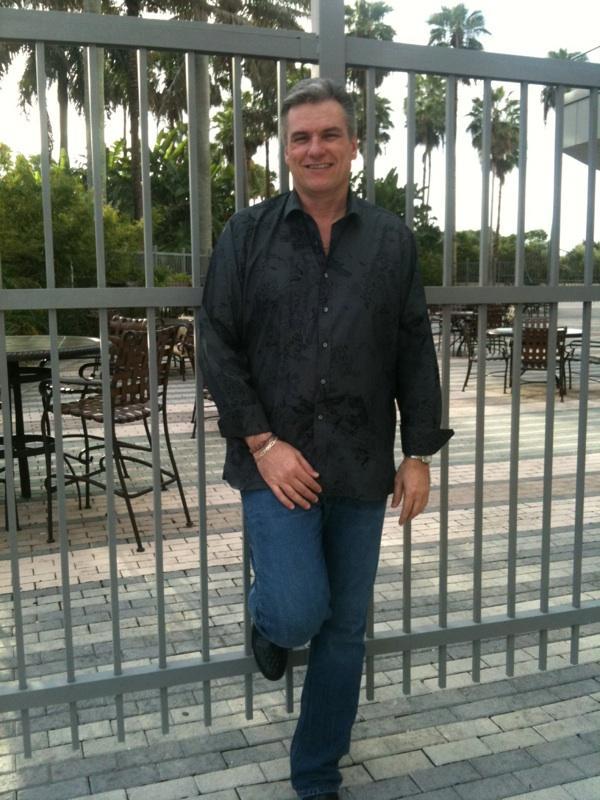 Date this nice looking United States man Greg from Ft Lauderdale US7205