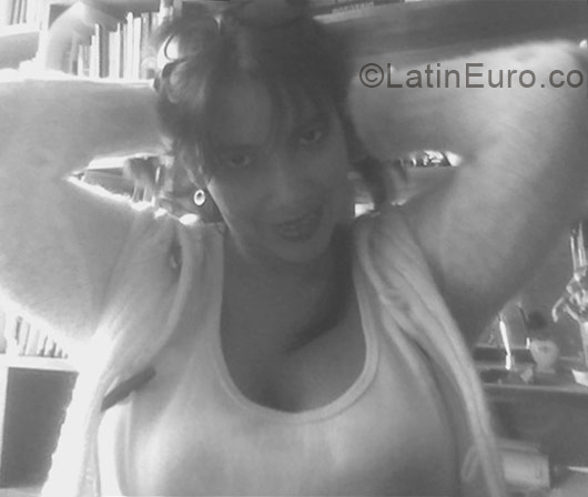 Date this athletic Peru girl Claudia Lucia from Arequipa PE316
