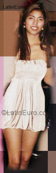 Date this happy Peru girl Estefany from Lima PE328
