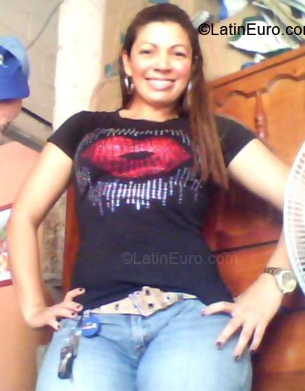 Date this fun Colombia girl Katy Elena from Valledupar CO5090