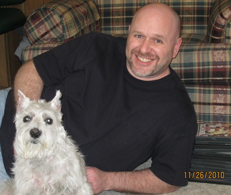 Date this happy United States man Ilovedogs70 from  US7610