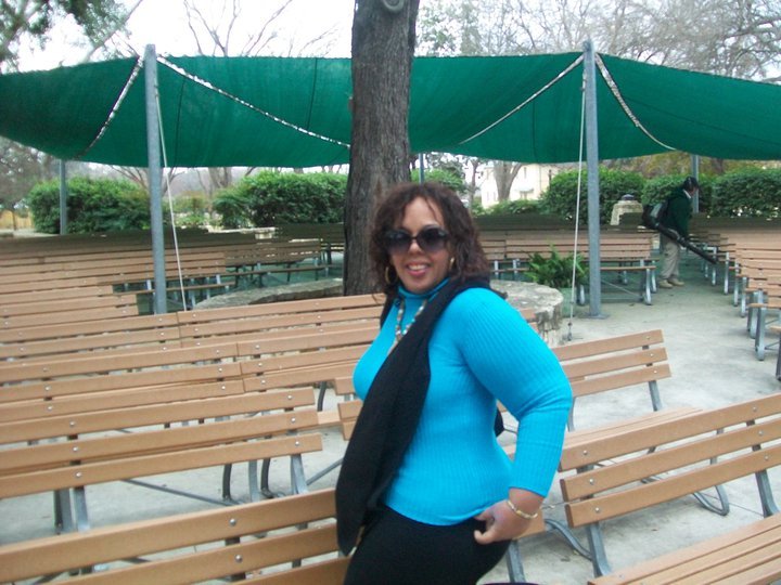 Date this funny United States girl Karen from San Antonio Texas US7612