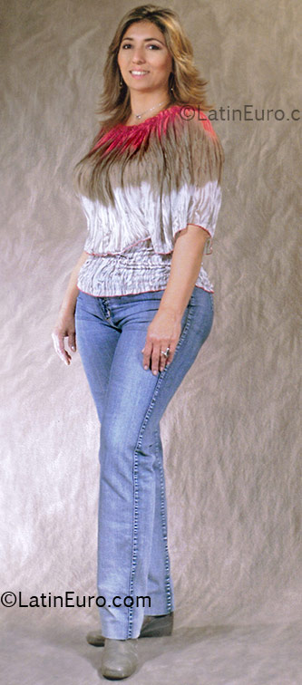 Date this hot Colombia girl Patricia from Bogota CO5215