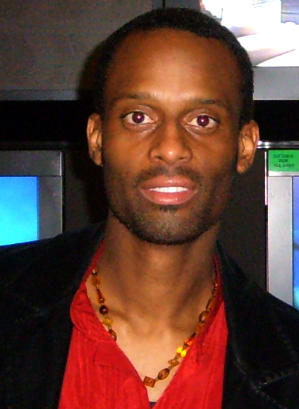 Date this good-looking United States man R from Los Angeles US7710