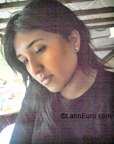 Date this good-looking Peru girl Melina Elizabeth from Lima PE356