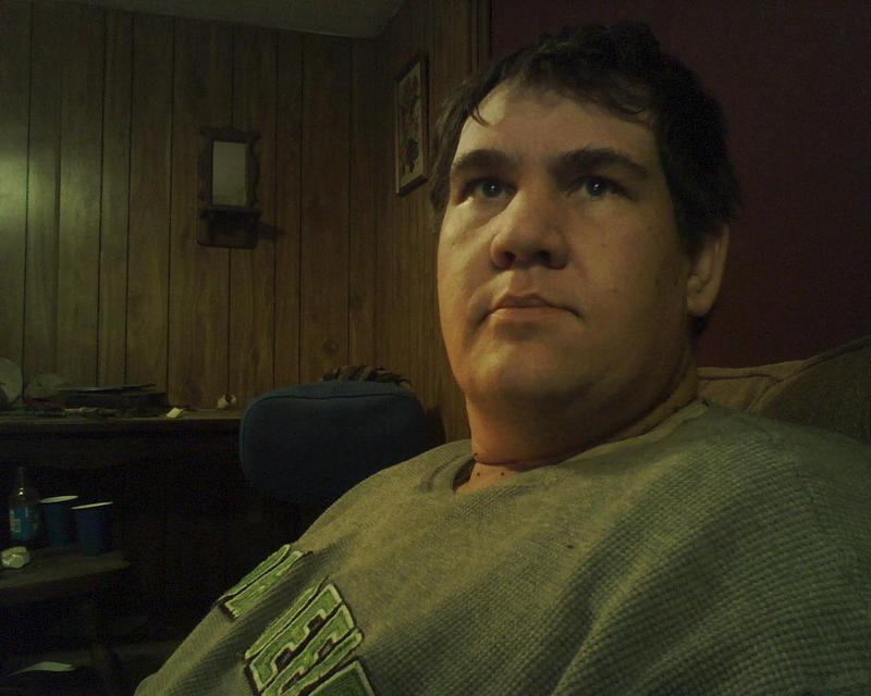Date this good-looking United States man Aaron from Osage City US7738