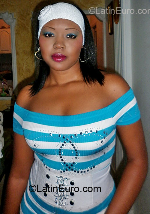 Date this hard body Colombia girl Mider from Cali CO5334