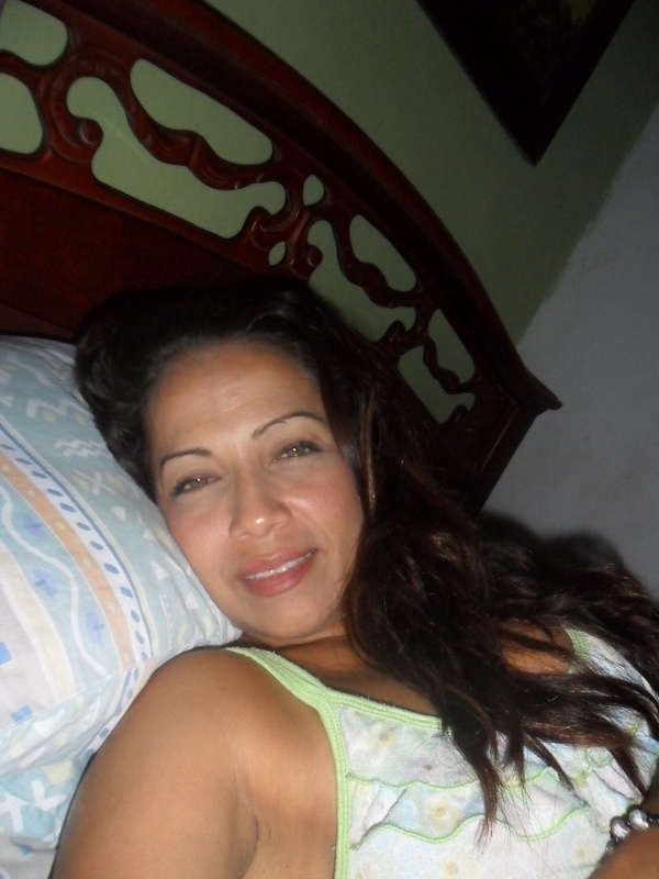 Date this attractive Colombia girl Claudia patrici from Barranquilla CO5355