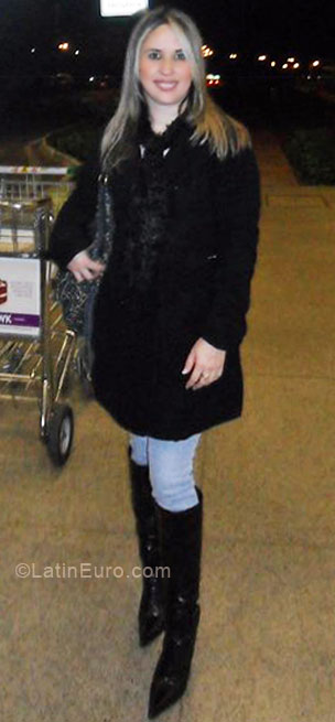 Date this delightful Brazil girl Meyri from Belo Horizonte BR3847