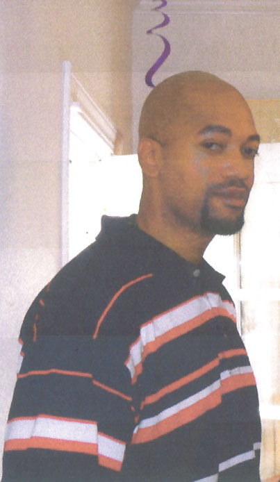 Date this fun United States man Johnny from Oakland US7947