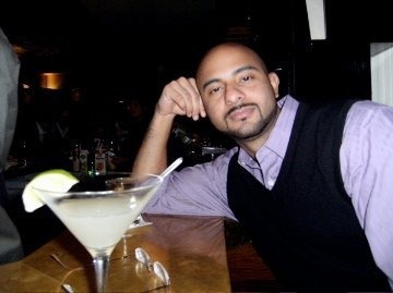 Date this tall United States man Eric_velez from nueva york DO5418