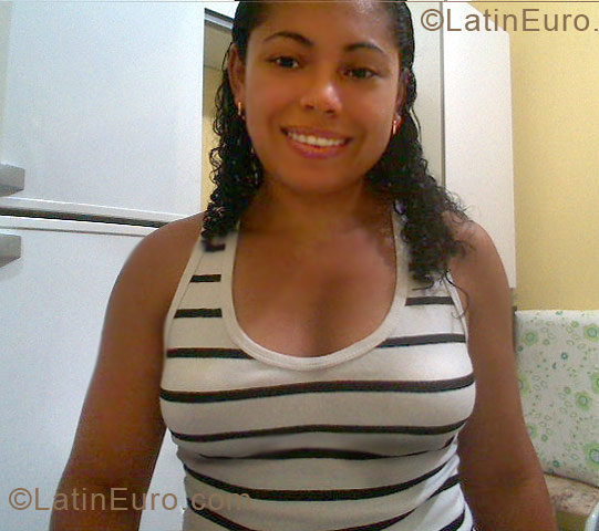 Date this charming Brazil girl Adriana from Maraba BR3882