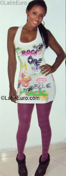 Date this georgeous Colombia girl Karen from Medellin CO5450