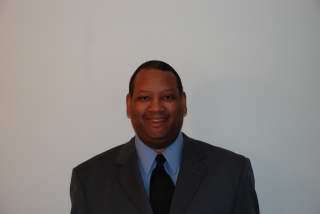 Date this attractive United States man Tas from Milwaukee US8210